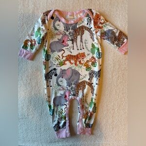 Jungle Safari Animals One Piece Romper, Sz 68. Elephants Giraffes Zebras
